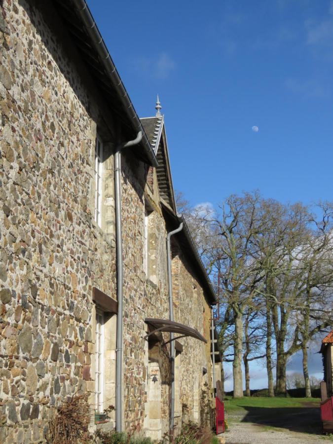La Synchronicite - Chambres D'Hotes Saint-Sauveur-Villages Экстерьер фото