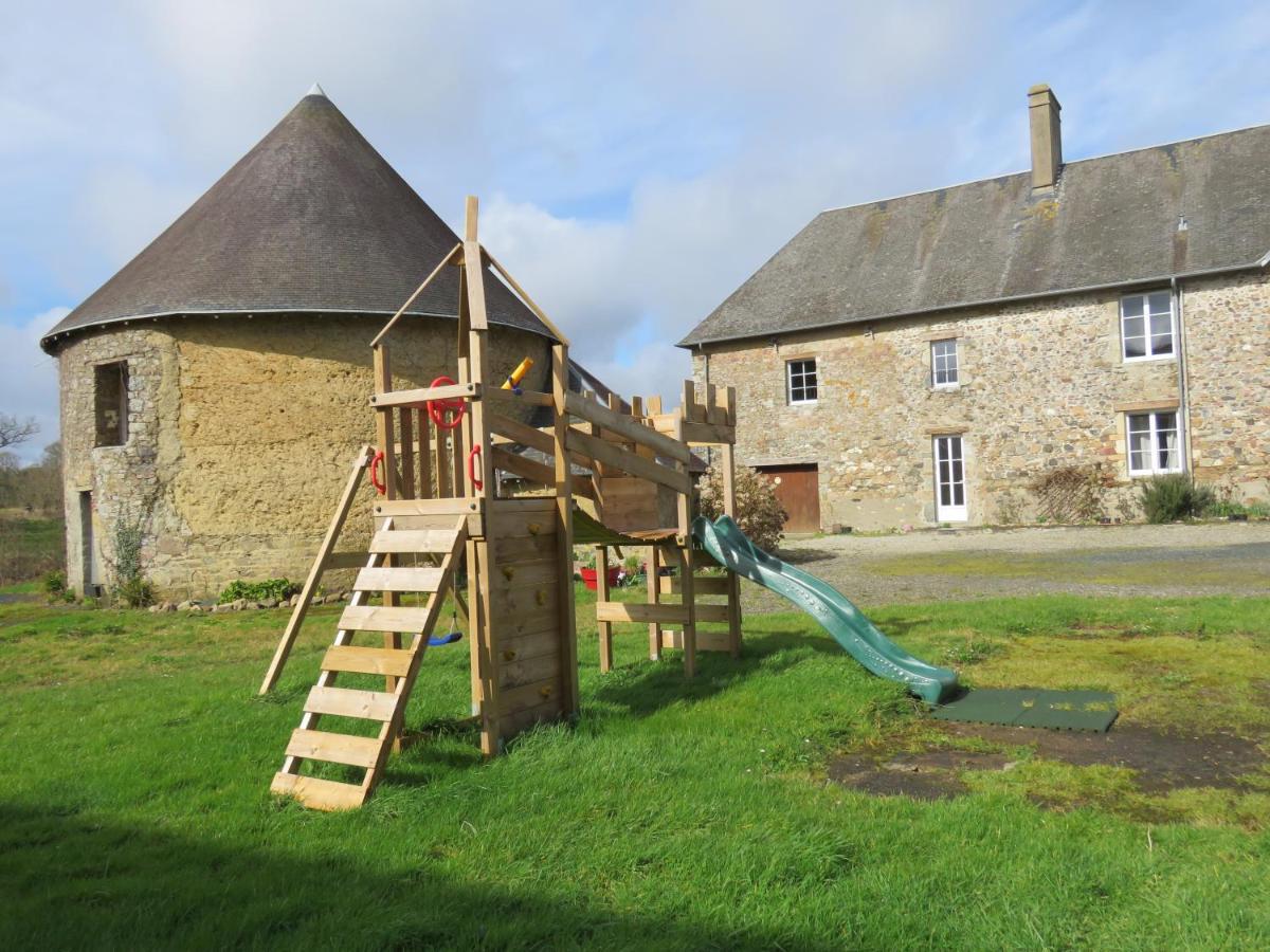 La Synchronicite - Chambres D'Hotes Saint-Sauveur-Villages Экстерьер фото