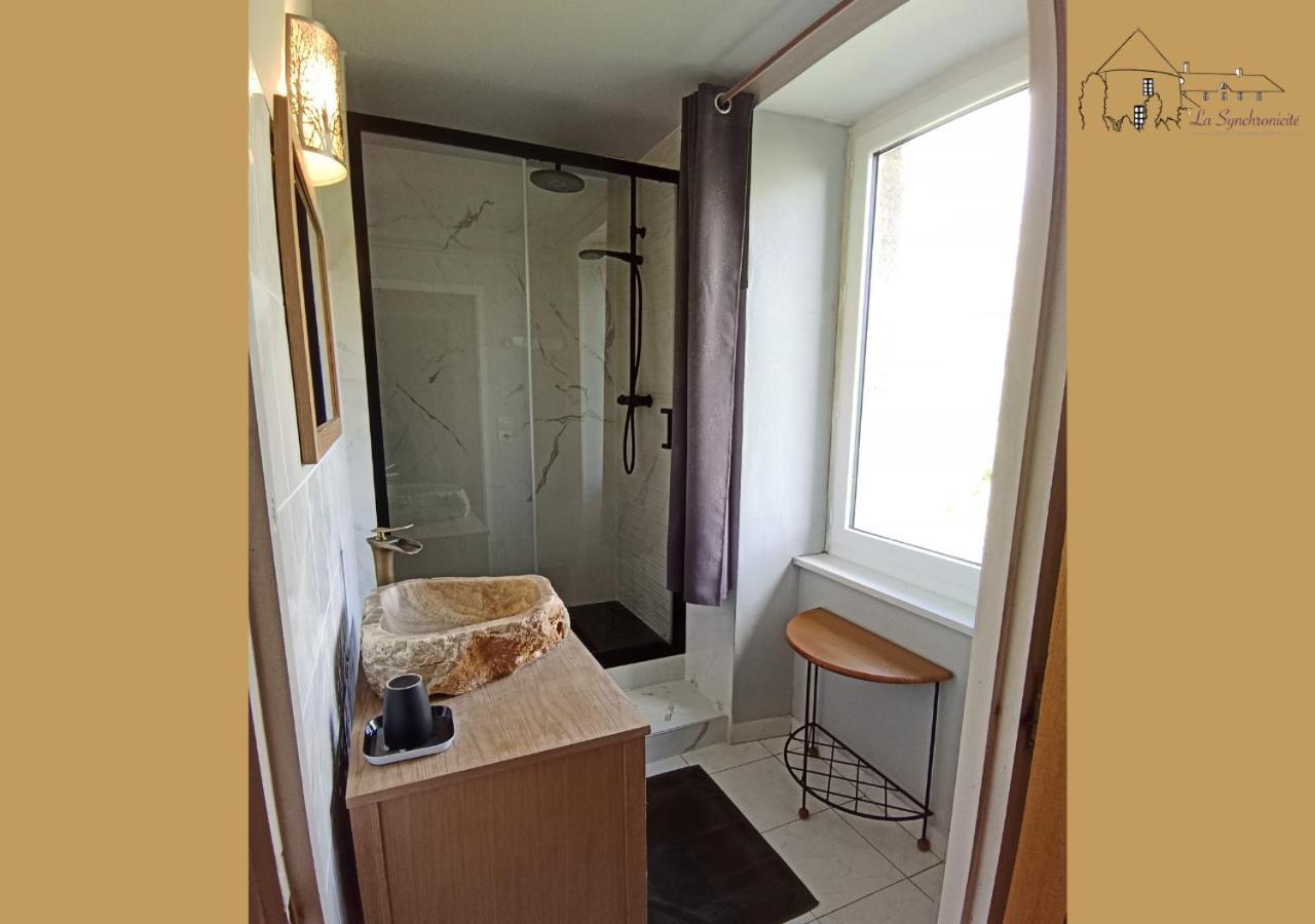 La Synchronicite - Chambres D'Hotes Saint-Sauveur-Villages Экстерьер фото