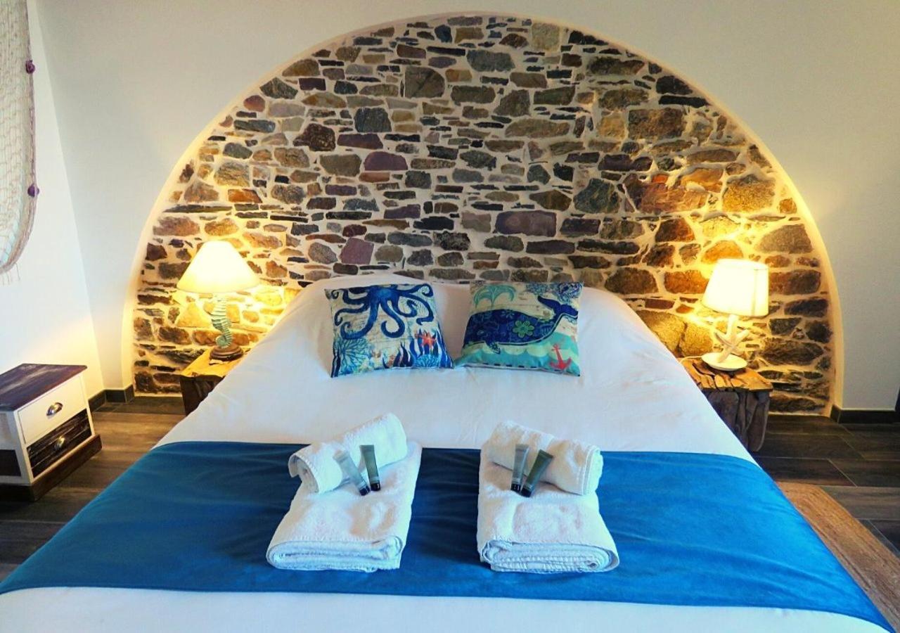 La Synchronicite - Chambres D'Hotes Saint-Sauveur-Villages Экстерьер фото