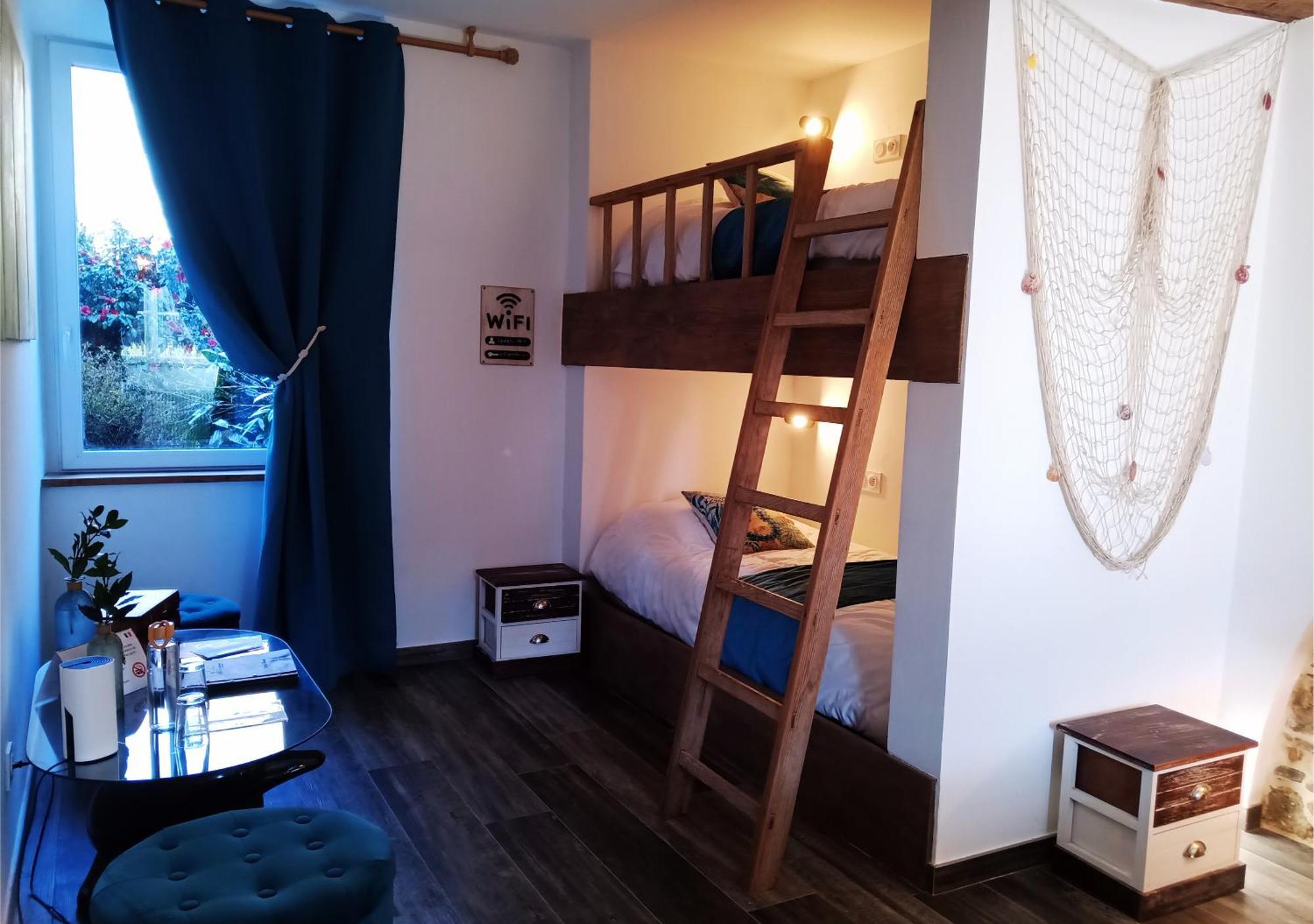 La Synchronicite - Chambres D'Hotes Saint-Sauveur-Villages Экстерьер фото